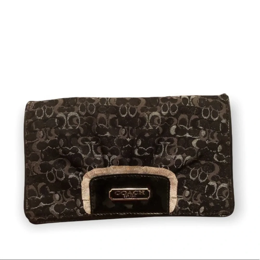 Coach vintage y2k black silver optic convertible clutch bag